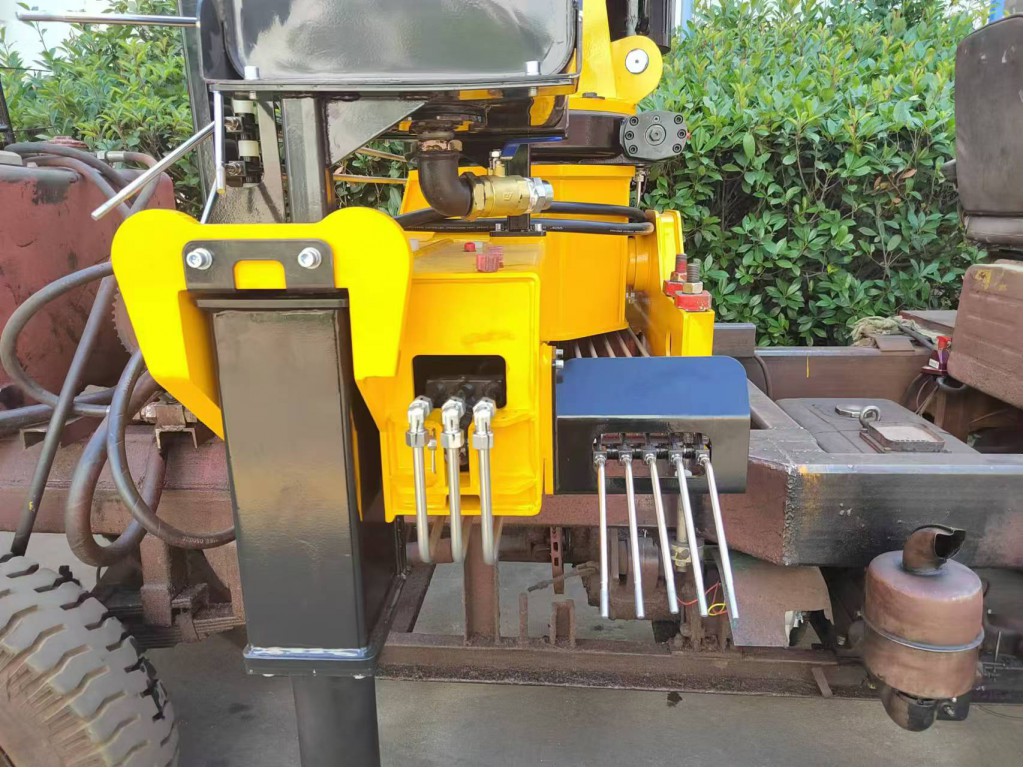 รถบรรทุกติดเครนกระเช้า 3 ตัน 3 ปอก